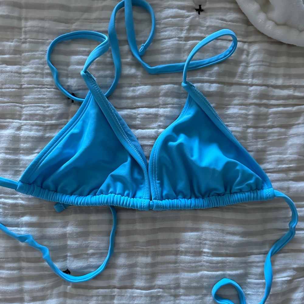 Blue target bikini top